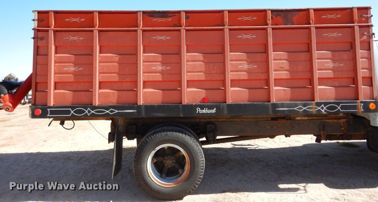 image for item DK4388 1990 Ford F600  grain truck