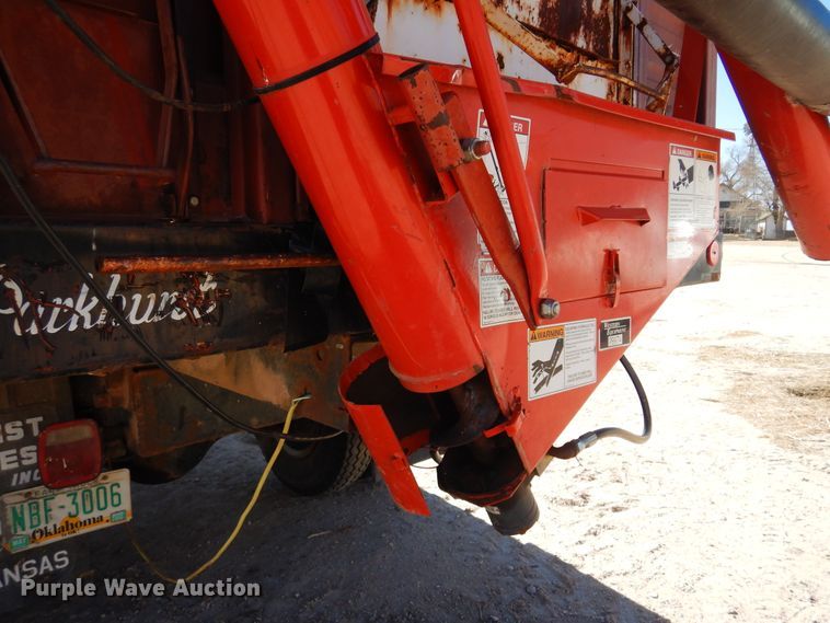 image for item DK4388 1990 Ford F600  grain truck