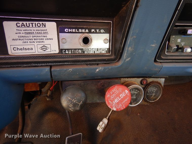 image for item DK4388 1990 Ford F600  grain truck