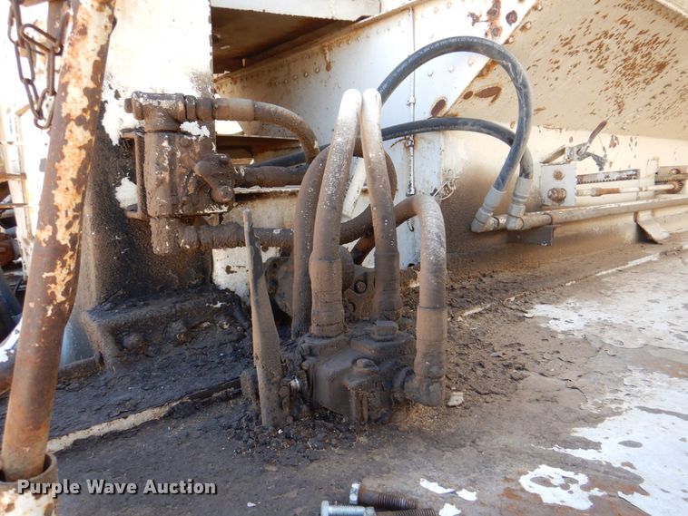 image for item DK8249 1996 Ledwell  feed delivery trailer