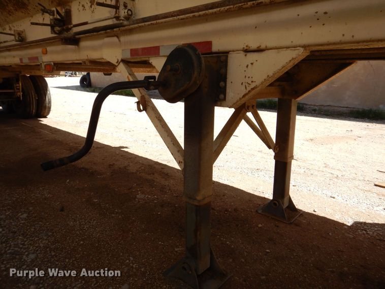 image for item DK8249 1996 Ledwell  feed delivery trailer