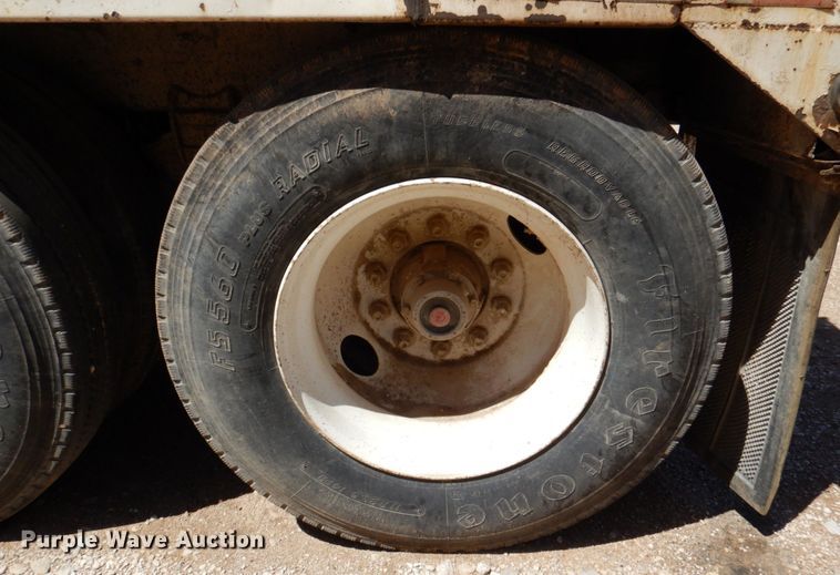 image for item DK8249 1996 Ledwell  feed delivery trailer