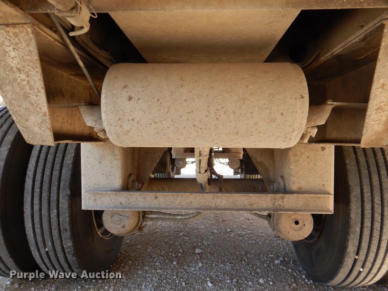 image for item DK8252 1998 Ledwell  feed delivery trailer