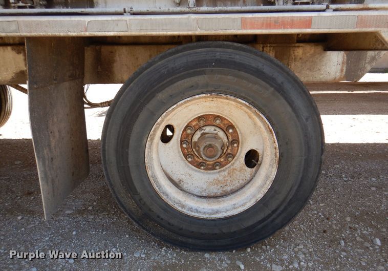 image for item DK8252 1998 Ledwell  feed delivery trailer