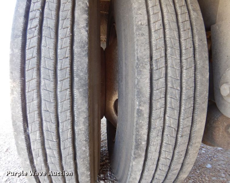 image for item DK8252 1998 Ledwell  feed delivery trailer