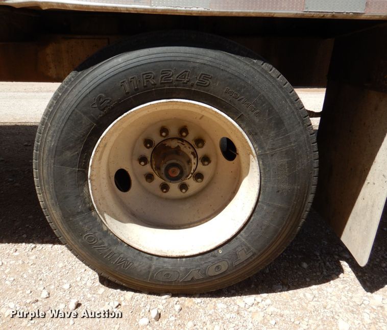 image for item DK8252 1998 Ledwell  feed delivery trailer