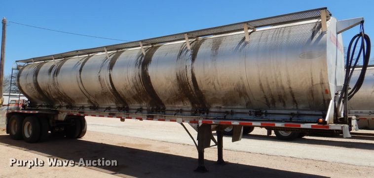 image for item DK8253 1974 Feedliner  feed delivery trailer