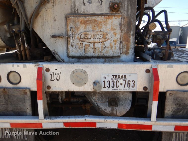 image for item DK8253 1974 Feedliner  feed delivery trailer