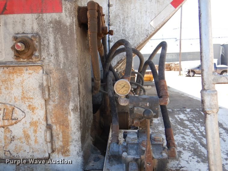 image for item DK8253 1974 Feedliner  feed delivery trailer