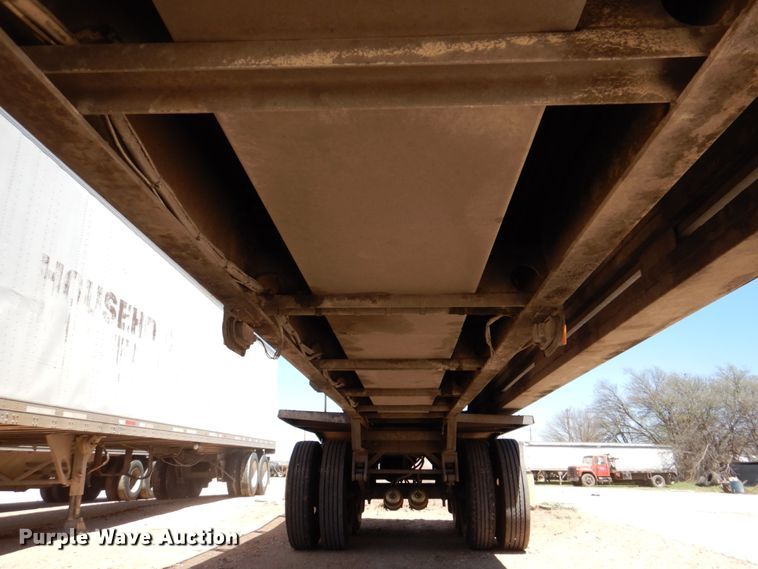 image for item DK8253 1974 Feedliner  feed delivery trailer