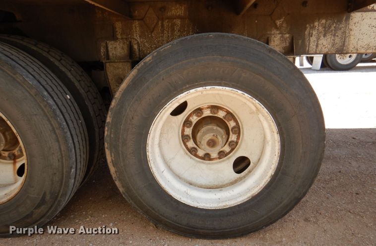 image for item DK8253 1974 Feedliner  feed delivery trailer