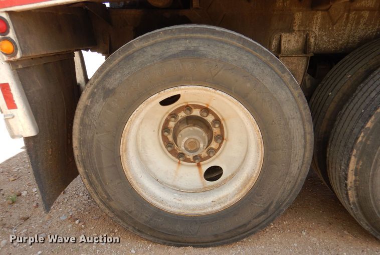 image for item DK8253 1974 Feedliner  feed delivery trailer