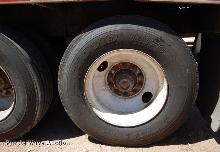 image for item DK8253 1974 Feedliner  feed delivery trailer