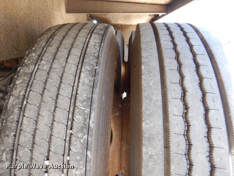 image for item DK8253 1974 Feedliner  feed delivery trailer