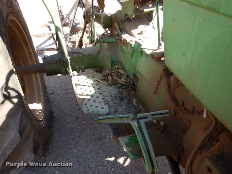 image for item DK8260 John Deere 400  tractor