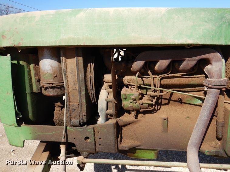 image for item DK8260 John Deere 400  tractor