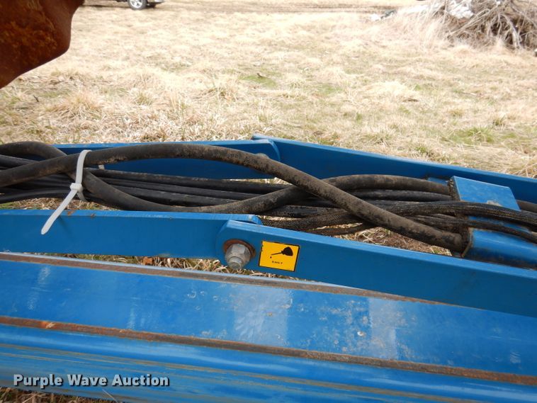 image for item DL5961 Kinze 2600  split row no-till planter