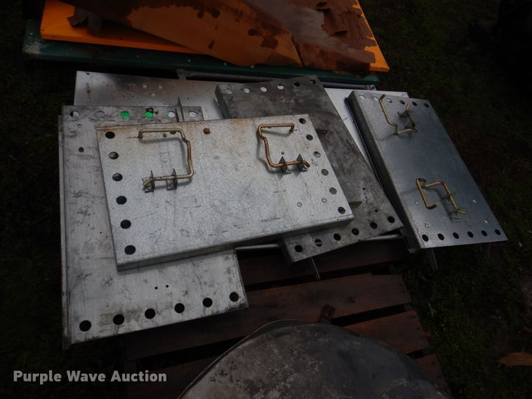 image for item DM7244 Grain bin parts