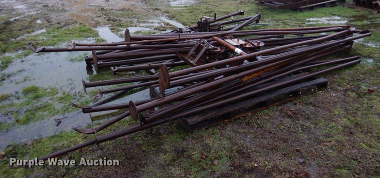 image for item DM7246 (9) grain bin hand crank jacks