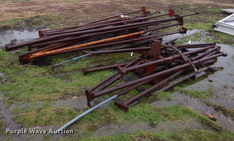 image for item DM7246 (9) grain bin hand crank jacks