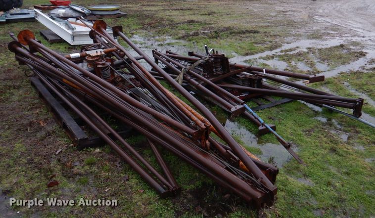 image for item DM7246 (9) grain bin hand crank jacks