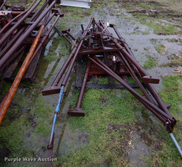 image for item DM7246 (9) grain bin hand crank jacks