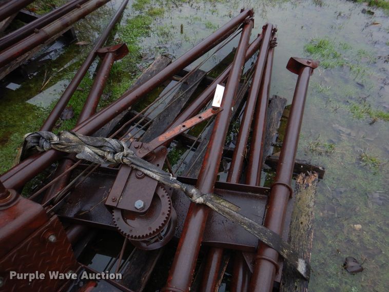 image for item DM7246 (9) grain bin hand crank jacks