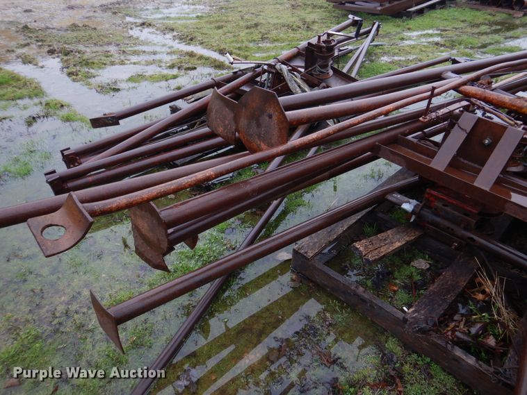 image for item DM7246 (9) grain bin hand crank jacks