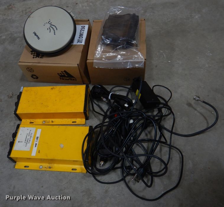 image for item DM7250 RTK base station