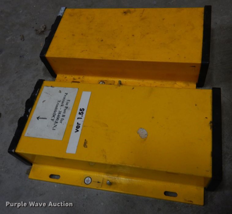 image for item DM7250 RTK base station