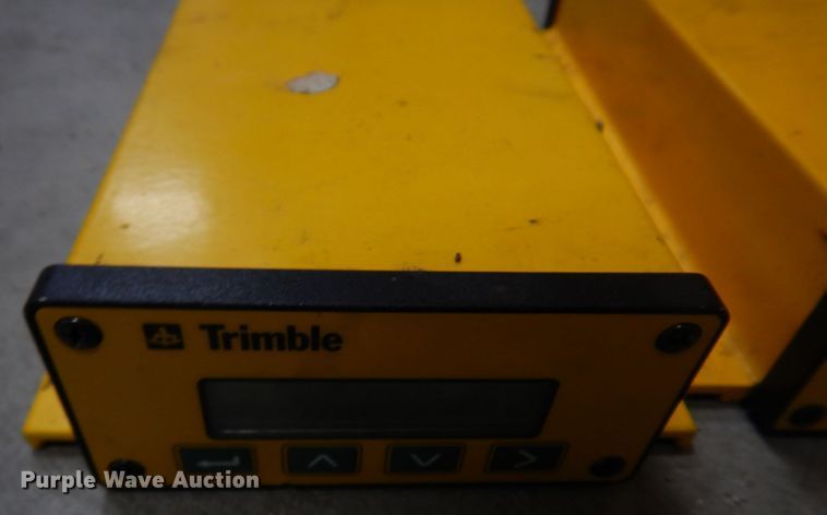 image for item DM7250 RTK base station