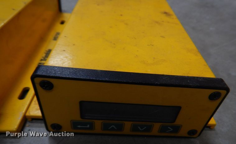 image for item DM7250 RTK base station