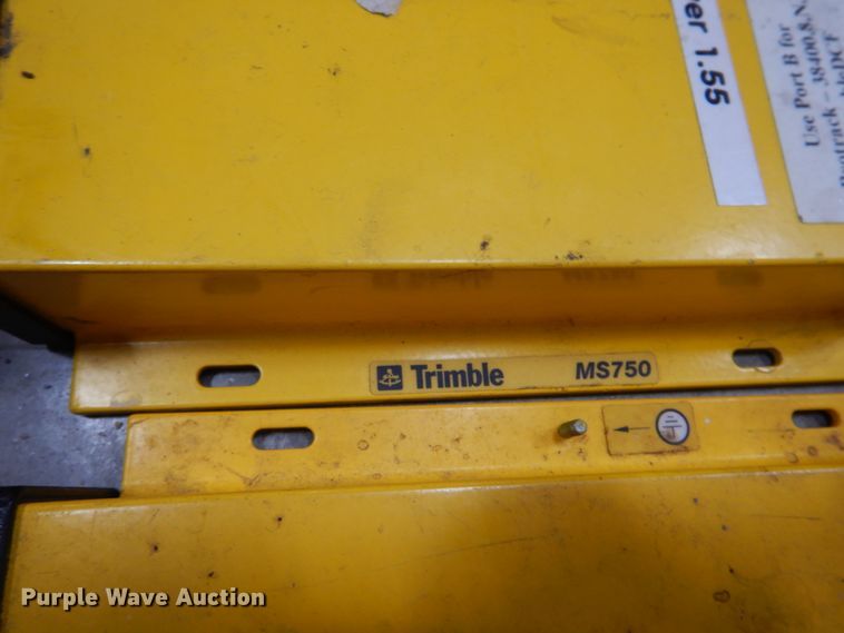 image for item DM7250 RTK base station