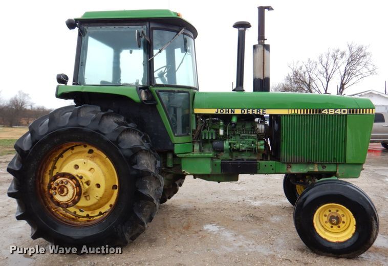image for item DN1477 1982 John Deere 4840  tractor