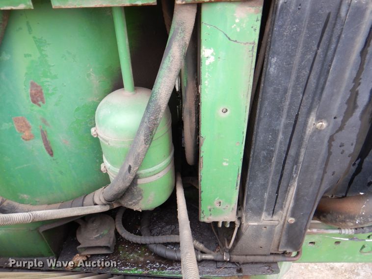 image for item DN1477 1982 John Deere 4840  tractor