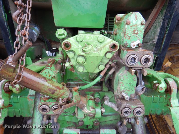 image for item DN1477 1982 John Deere 4840  tractor