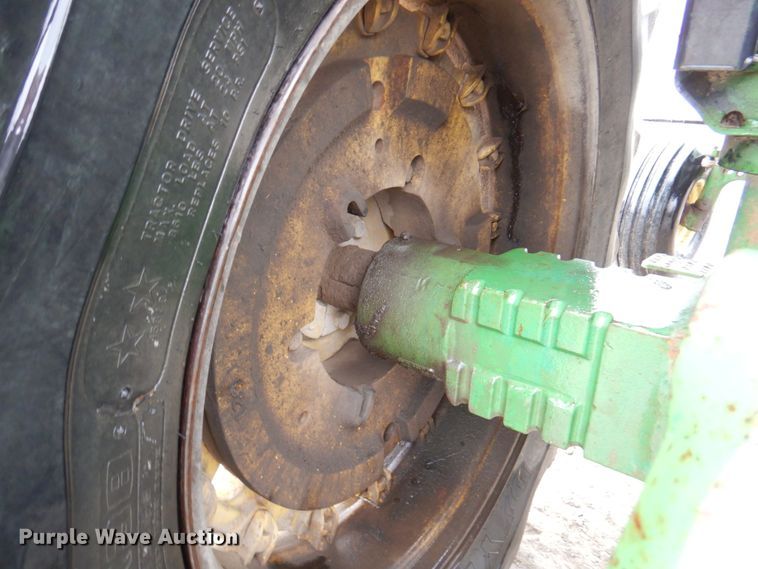 image for item DN1477 1982 John Deere 4840  tractor