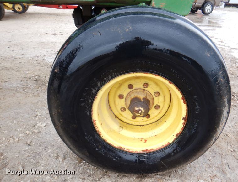 image for item DN1477 1982 John Deere 4840  tractor