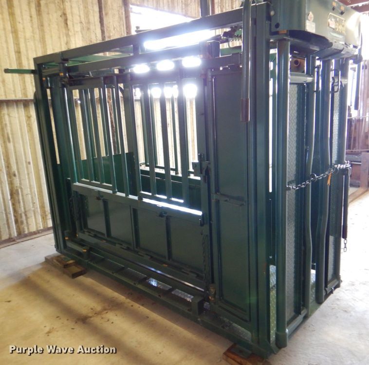 image for item DP3916 Tres Estrellas  livestock chute