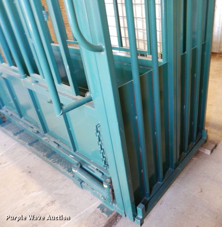 image for item DP3916 Tres Estrellas  livestock chute
