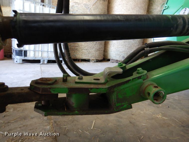 image for item DP3917 2007 John Deere 458  round baler