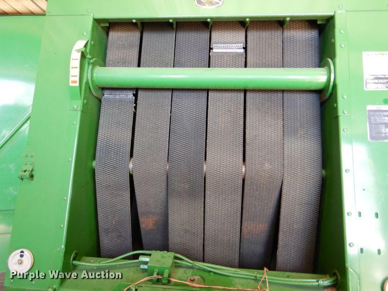 image for item DP3917 2007 John Deere 458  round baler