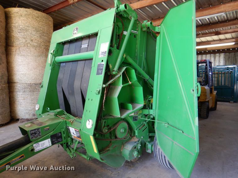 image for item DP3917 2007 John Deere 458  round baler