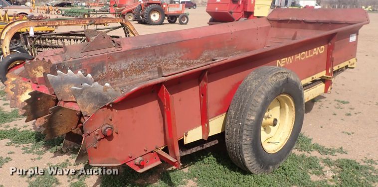 image for item DP4567 New Holland 516S  manure spreader