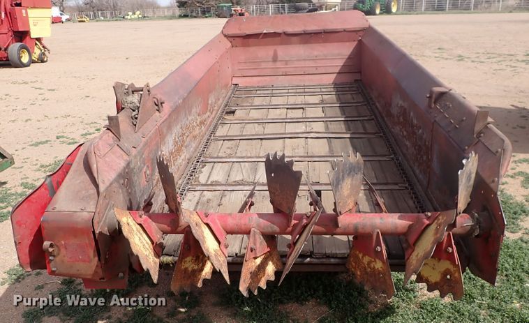 image for item DP4567 New Holland 516S  manure spreader