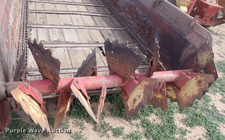 image for item DP4567 New Holland 516S  manure spreader