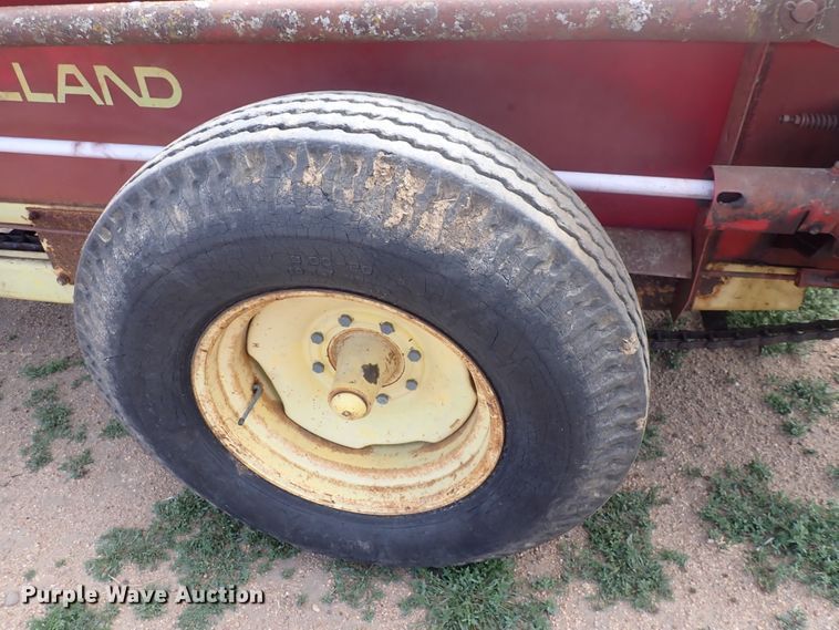 image for item DP4567 New Holland 516S  manure spreader