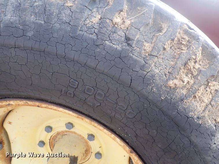 image for item DP4567 New Holland 516S  manure spreader