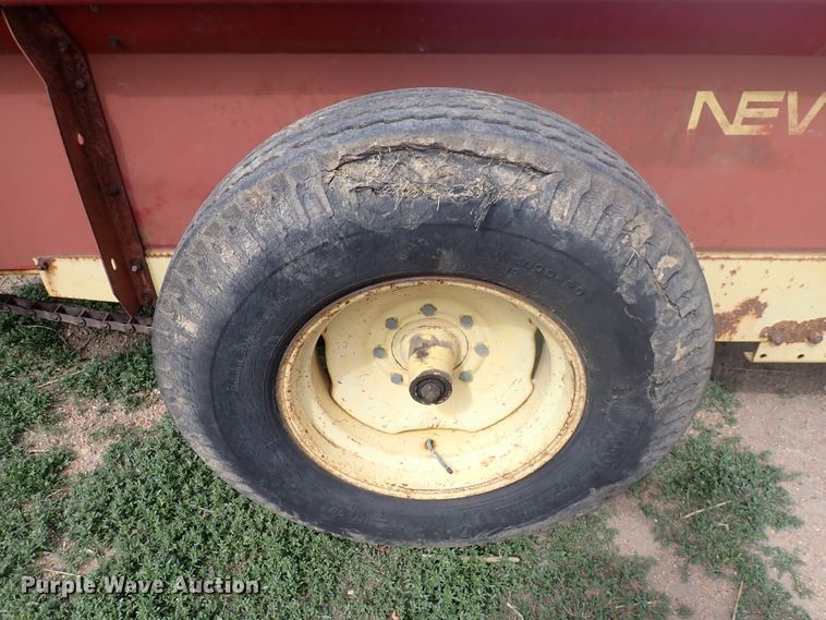 image for item DP4567 New Holland 516S  manure spreader