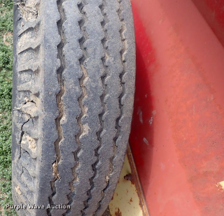 image for item DP4567 New Holland 516S  manure spreader